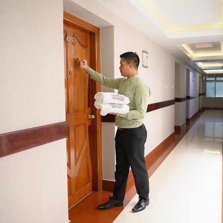 The Classic Hotel インパール エクステリア 写真
